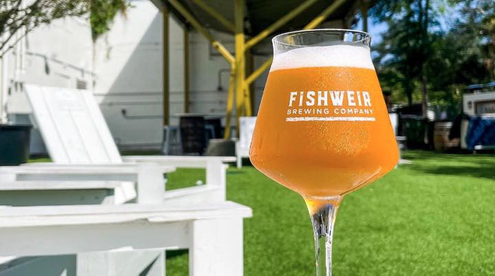 Fishweir Brewing Company beer on a sunny Jacksonville patio.